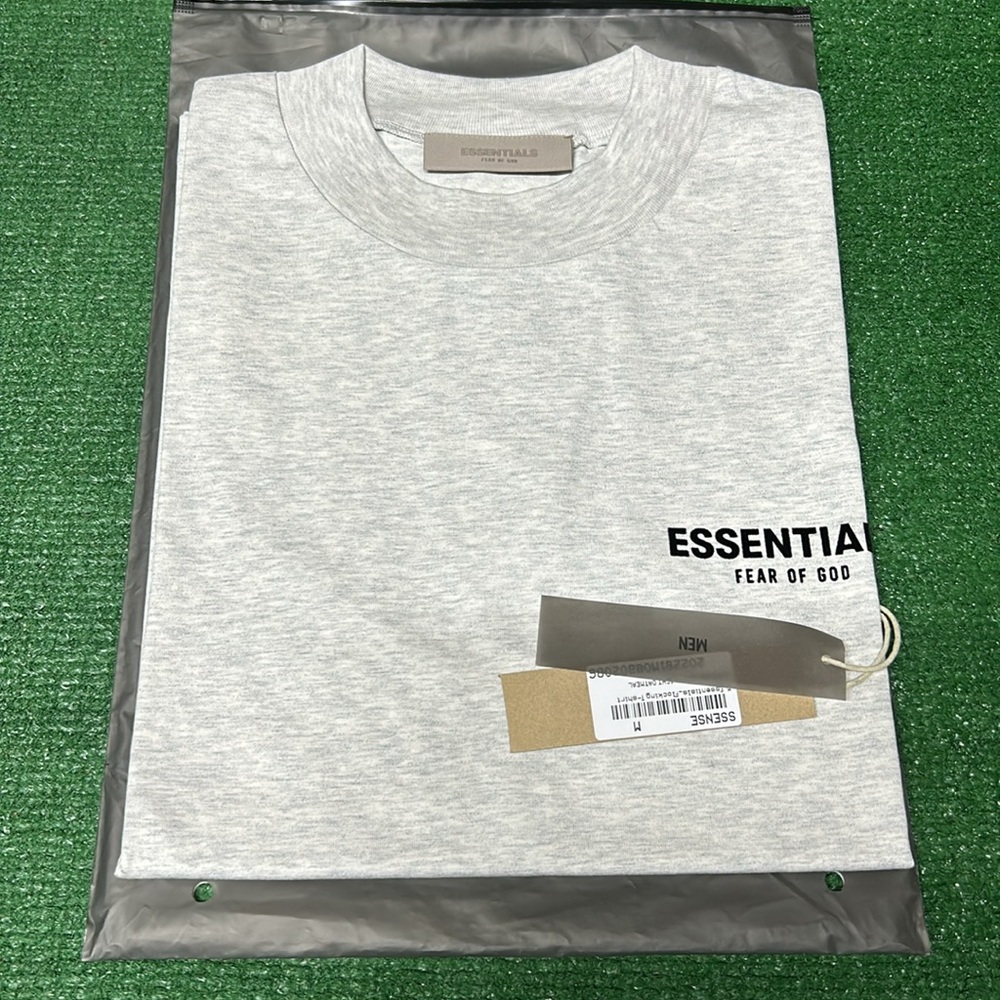 Fear of god essentials light oatmeal tee size M